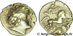 AULERQUES CÉNOMANS (Région du Mans) Statère d&nbsp;or au cheval androcéphale et au personnage allongé, tenant deux objets ovoïdes