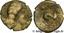 GALLIA - SANTONES / MID-WESTERN, Unspecified Drachme aux mèches aquitaniques, à droite VF/XF