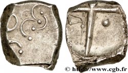 CADURQUES (région de Cahors) Drachme  “à la tête triangulaire”, assimilée, S. 257
