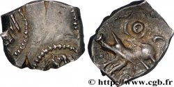 RUTÈNES (région de Rodez) Drachme “au sanglier”, à la petite tête bouclée SUP