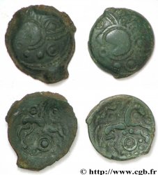 AULERQUES ÉBUROVICES (Région d&nbsp;Évreux) Lot de 2 bronzes au cheval, dérivés de types éburovices