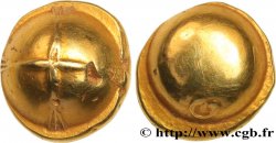 SENONES (Area of Sens) Statère globulaire à la croix, au torque AU
