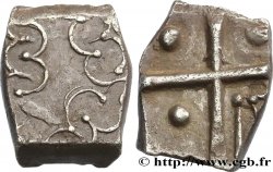 CADURQUES (région de Cahors) Drachme aux motifs géométriques, S. 390 TTB+