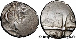 GALLIA SUDOVESTE DELLA GALLIA - PETROCORII (Regione di Perigueux) Drachme  type de Belvès  (fleur aquatique au 1)