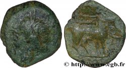 MASSALIA - MARSEILLE Petit bronze au taureau passant (hémiobole) VF