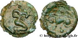 BELLOVAQUES (Région de Beauvais) Bronze au personnage agenouillé et au sanglier