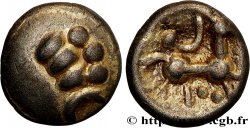 RÈMES (Région de Reims) Quart de statère “aux segments de cercles”, cheval à droite SUP