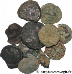 Gallia Lot de 11 bronzes et potins variés