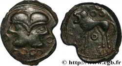 SUESSIONS (région de Soissons) Bronze à la tête janiforme, classe II aux annelets pointés