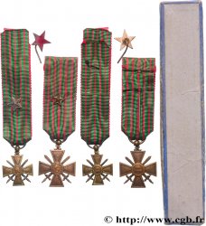 TROISIÈME RÉPUBLIQUE Lot de 2 Croix de guerre, miniature 1914-1916 TTB+