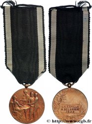 LES ASSURANCES Médaille, Société de Secours Mutuels, La Famille q.SPL