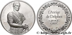 THE 100 GREATEST MASTERPIECES Médaille, L’aurige de Delphes