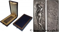 TROISIÈME RÉPUBLIQUE Plaquette, Ève