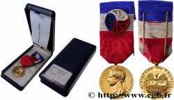 CINQUIÈME RÉPUBLIQUE Médaille d’honneur du Travail, Ministère du Travail