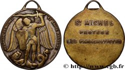 MÉDAILLES RELIGIEUSES Médaille, Saint Michel protège les parachutistes