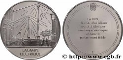 LES 100 PLUS GRANDES INVENTIONS DE L&nbsp;HUMANITÉ Médaille, Invention de la lampe électrique