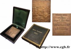 TROISIÈME RÉPUBLIQUE Plaquette, 2e concours national et international de bateaux de pêche à moteur, Exposition de moteurs marins et d’appareils divers