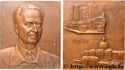 V REPUBLIC Plaquette, André Sicard