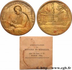 TROISIÈME RÉPUBLIQUE Médaille, Travail du verre