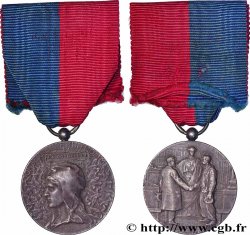 TROISIÈME RÉPUBLIQUE Médaille, Conseil des prud’hommes
