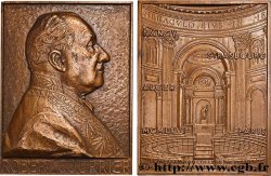 CINQUIÈME RÉPUBLIQUE Plaquette, Robert Courrier