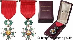 TROISIÈME RÉPUBLIQUE Légion d’Honneur - Chevalier