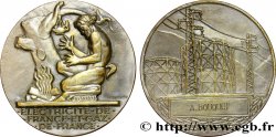 QUINTA REPUBLICA FRANCESA Médaille de mérite A. BOUQUET