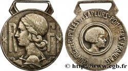 TROISIÈME RÉPUBLIQUE Médaille, Oeuvre des pupilles des sapeurs-pompiers français TTB