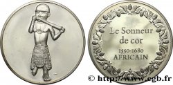 LES 100 PLUS GRANDS CHEFS-D OEUVRE Médaille, Sonneur de trompe debout