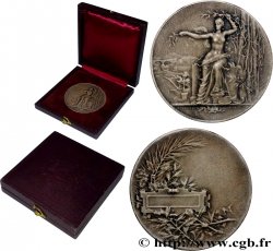 PRIX ET RÉCOMPENSES Médaille de récompense