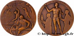 III REPUBLIC Médaille de pêche offerte par le St. Raphaël Quinquina