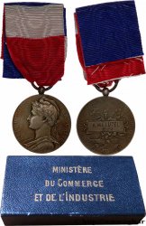 TROISIÈME RÉPUBLIQUE Médaille d’honneur du travail, 20 ans
