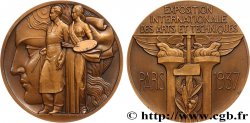 EXPOSITION UNIVERSELLE DE 1937 Médaille, Exposition Internationale  Arts et Techniques 