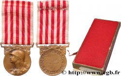 III REPUBLIC Médaille commémorative de la guerre 1914-1918