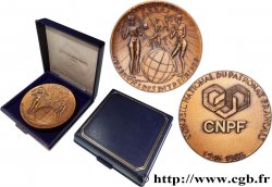 V REPUBLIC Médaille, 40e anniversaire du Conseil national du patronat français