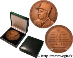 CINQUIÈME RÉPUBLIQUE Médaille, Edgard de Larminat, Honneur et Patrie SUP