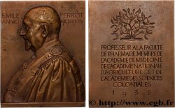 TROISIÈME RÉPUBLIQUE Plaquette, Emile Perrot