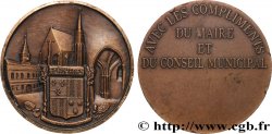 CONSEIL GÉNÉRAL, DÉPARTEMENTAL OU MUNICIPAL - CONSEILLERS Médaille, Avec les compliments du Conseil municipal