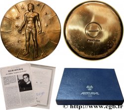 V REPUBLIC Médaille, Articulations de Igor Mitoraj, n°447