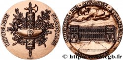 V REPUBLIC Médaille, Ministère des affaires étrangères