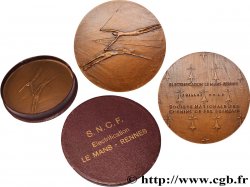 CINQUIÈME RÉPUBLIQUE Médaille pour la ligne SNCF Le Mans-Rennes SUP