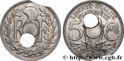 5 centimes Lindauer, petit module, double fautée trou décentré et flan clipé 1936 Paris F.122/19 var. MS 