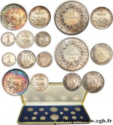 Coffret de présentation de deux fois huit piéforts argent de 1960 à 1966 -- Pessac GEM.292 CPA1 MS 