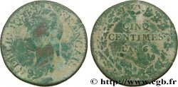 Cinq centimes Dupré, grand module,  refrappage  du décime 1798 Paris F.114/16 MB25 