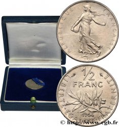 Pré-série sans le mot ESSAI d&nbsp;un 1/2 franc Semeuse, grand module (20,4 mm), 4,62 g 1964 Paris GEM.91 var FDC 
