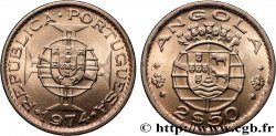 ANGOLA 2 1/2 Escudos emblème du Portugal 1974 