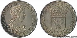 LOUIS XIV LE GRAND OU LE ROI SOLEIL Demi-écu à la mèche courte 1643 Paris, Monnaie de Matignon