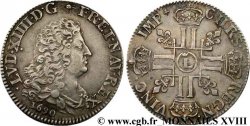 LOUIS XIV LE GRAND OU LE ROI SOLEIL Demi-écu aux huit L, petit buste transitoire aux mèches groupées 1690 Lille TTB
