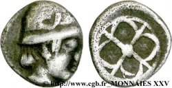 MASSALIA - MARSEILLES Litra à la tête casquée, tête à droite et lunules au revers AU