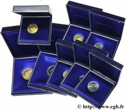 Lot de huit piéforts en métal commun : 10 francs Mathieu, 1/2-1-5 francs Semeuse, 5-10-20 centimes Marianne, 1 centime Épi 1974 Paris 